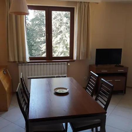 Lejlighedshotel 322, Park