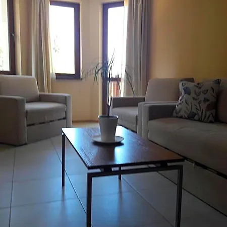 Aparthotel 322, Park 3*