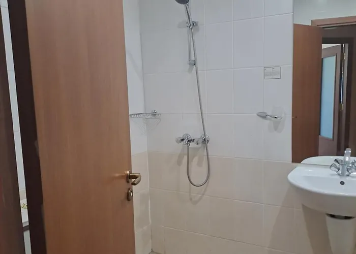 Hotel apartamentowy 322, Park